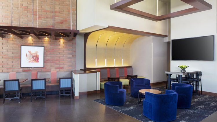 Hyatt Place Phoenix/Mesa Lobby