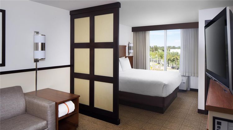 Hyatt Place Phoenix/Mesa Room
