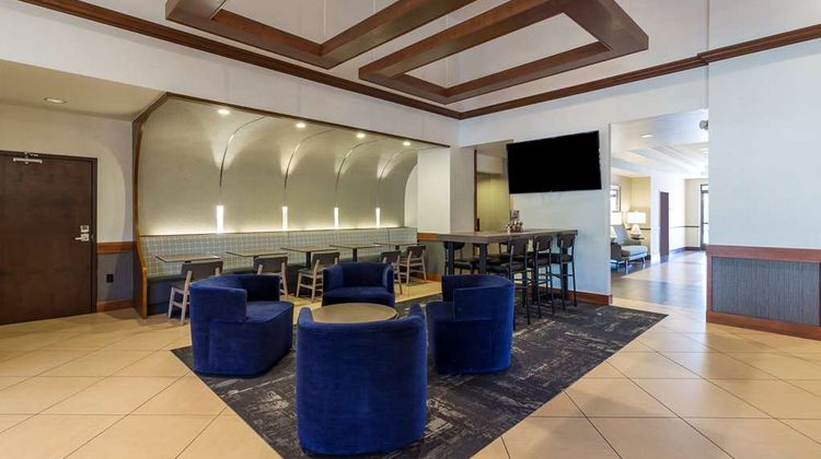 Hyatt Place Phoenix - North Lobby