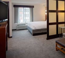Hyatt Place Pittsburgh North Shore Room