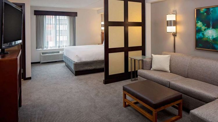Hyatt Place Pittsburgh North Shore Room