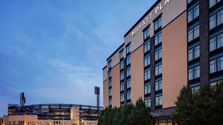 Hyatt Place Pittsburgh North Shore Exterior