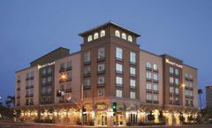 Hyatt Place Riverside Downtown