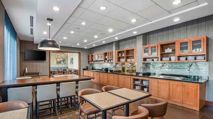 Hyatt Place Riverside Downtown Restaurant