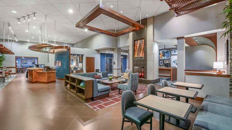 Hyatt Place Riverside Downtown Lobby