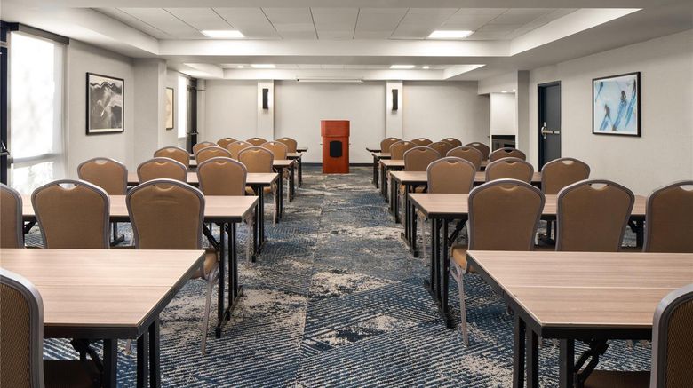 <b>Hyatt Place Richmond Innsbrook Meeting</b>. Images powered by <a href="https://iceportal.shijigroup.com/" title="IcePortal" target="_blank">IcePortal</a>.