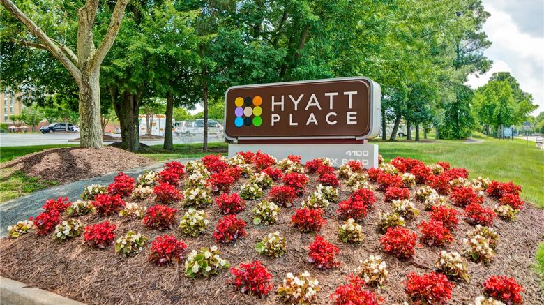 <b>Hyatt Place Richmond Innsbrook Exterior</b>. Images powered by <a href="https://iceportal.shijigroup.com/" title="IcePortal" target="_blank">IcePortal</a>.