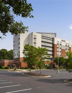 Hyatt Select Richmond Airport