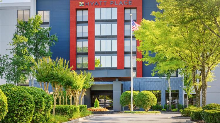 Hyatt Place Roa Arpt Valley View Mall Exterior