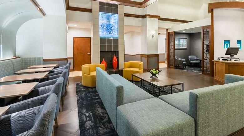 <b>Hyatt Place Rogers Bentonville Lobby</b>. Images powered by <a href="https://iceportal.shijigroup.com/" title="IcePortal" target="_blank">IcePortal</a>.