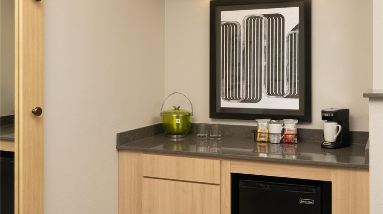 Hyatt Place Rogers Bentonville Room