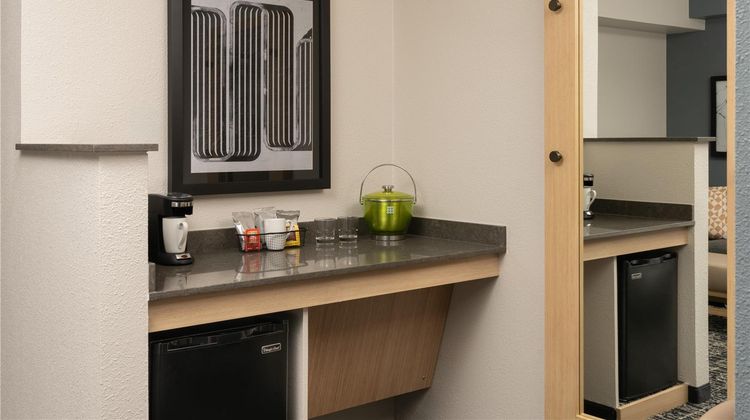 Hyatt Place Rogers Bentonville Room
