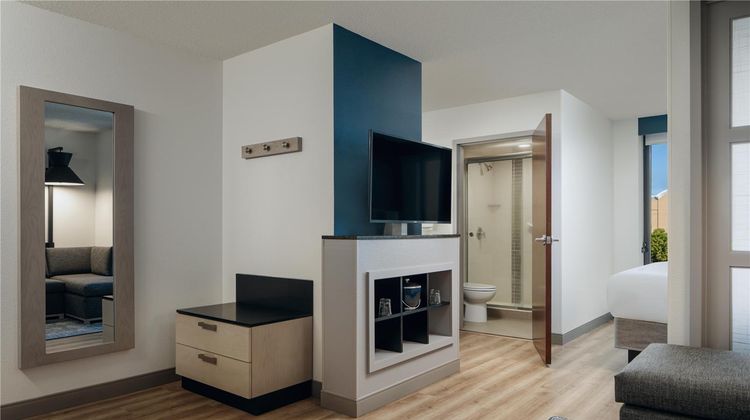 Hyatt Place Rancho Cordova Room