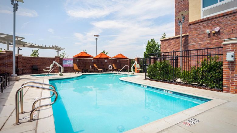 <b>Hyatt Place Sacramento Roseville Pool</b>. Images powered by <a href="https://iceportal.shijigroup.com/" title="IcePortal" target="_blank">IcePortal</a>.