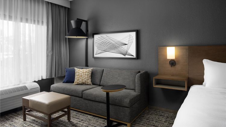 Hyatt Place San Antonio Riverwalk Room