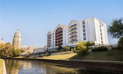 Hyatt Place San Antonio Riverwalk