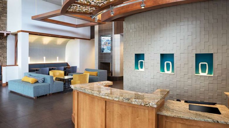 <b>Hyatt Place South Bend Mishawaka Lobby</b>. Images powered by <a href="https://iceportal.shijigroup.com/" title="IcePortal" target="_blank">IcePortal</a>.
