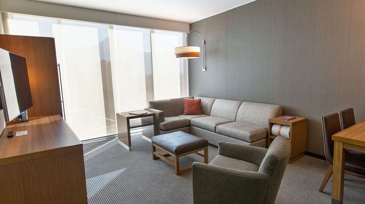 Hyatt Place Vitacura Room
