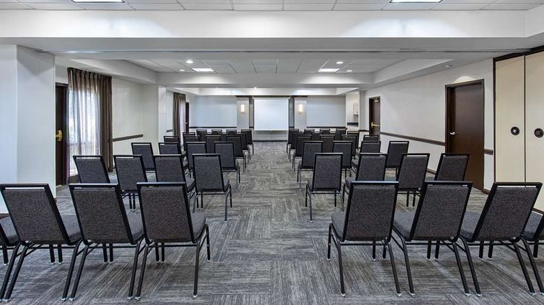 <b>Hyatt Place Louisville East Meeting</b>. Images powered by <a href="https://iceportal.shijigroup.com/" title="IcePortal" target="_blank">IcePortal</a>.