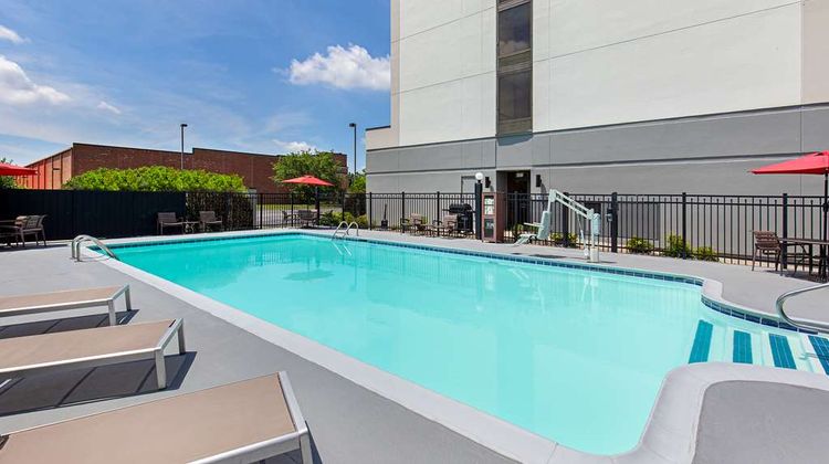 Hyatt Place Louisville East Pool