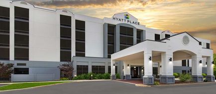Hyatt Place Louisville East Exterior