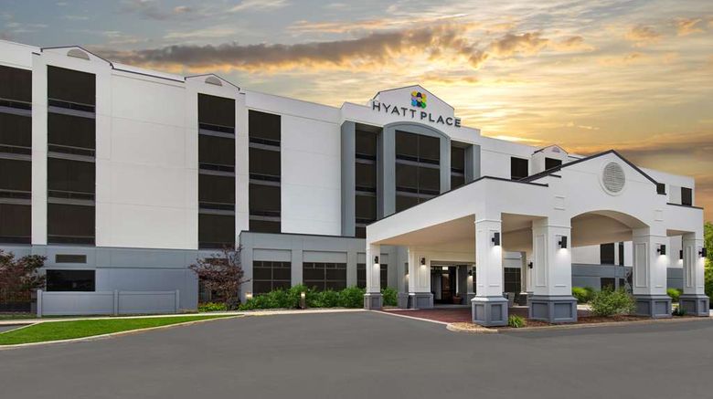 <b>Hyatt Place Louisville East Exterior</b>. Images powered by <a href="https://iceportal.shijigroup.com/" title="IcePortal" target="_blank">IcePortal</a>.