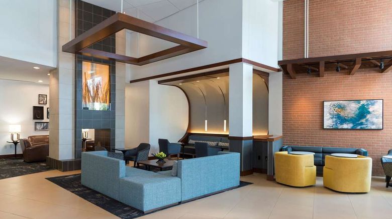 <b>Hyatt Place Sarasota Bradenton Airport Lobby</b>. Images powered by <a href="https://iceportal.shijigroup.com/" title="IcePortal" target="_blank">IcePortal</a>.