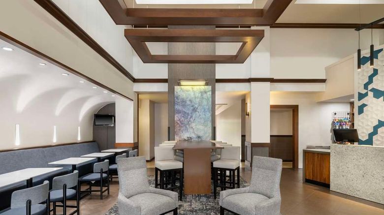 <b>Hyatt Place Tampa Busch Gardens Lobby</b>. Images powered by <a href="https://iceportal.shijigroup.com/" title="IcePortal" target="_blank">IcePortal</a>.