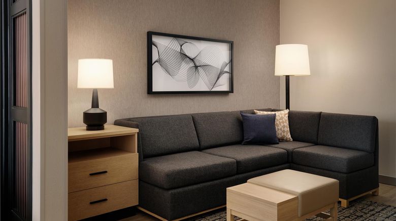<b>Hyatt Place Tampa Airport Westshore Room</b>. Images powered by <a href="https://iceportal.shijigroup.com/" title="IcePortal" target="_blank">IcePortal</a>.