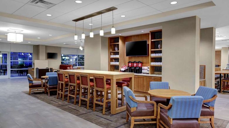 <b>Hyatt Place Columbus Restaurant</b>. Images powered by <a href="https://iceportal.shijigroup.com/" title="IcePortal" target="_blank">IcePortal</a>.