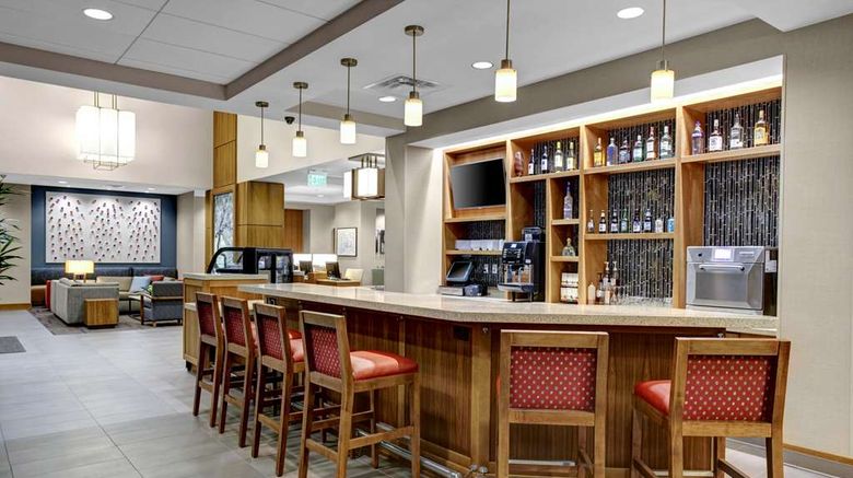 <b>Hyatt Place Columbus Restaurant</b>. Images powered by <a href="https://iceportal.shijigroup.com/" title="IcePortal" target="_blank">IcePortal</a>.