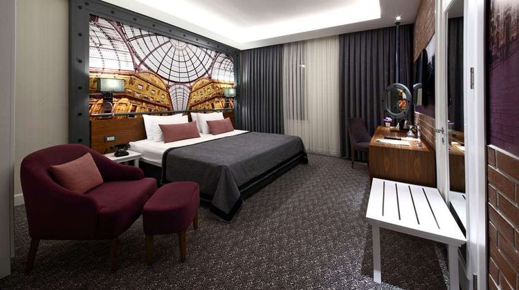 Montania Special Class Hotel Room