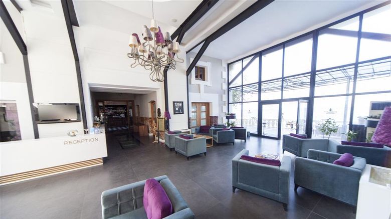 <b>Montania Special Class Hotel Lobby</b>. Images powered by <a href="https://iceportal.shijigroup.com/" title="IcePortal" target="_blank">IcePortal</a>.