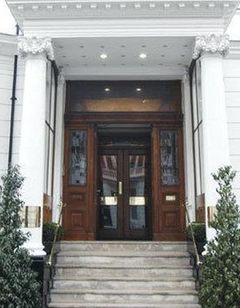 Strathmore Hotel