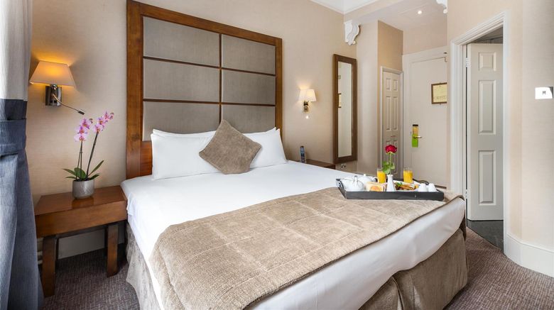 <b>Strathmore Hotel Room</b>. Images powered by <a href="https://iceportal.shijigroup.com/" title="IcePortal" target="_blank">IcePortal</a>.