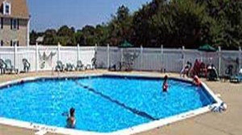 <b>Yarmouth Resort Recreation</b>. Images powered by <a href="https://iceportal.shijigroup.com/" title="IcePortal" target="_blank">IcePortal</a>.