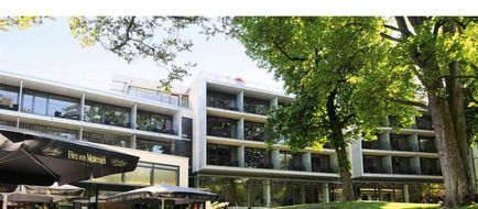 Favorite Parkhotel Exterior
