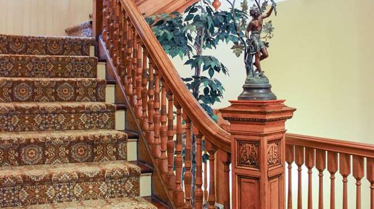 Hotel Providence, Trademark Collection Lobby