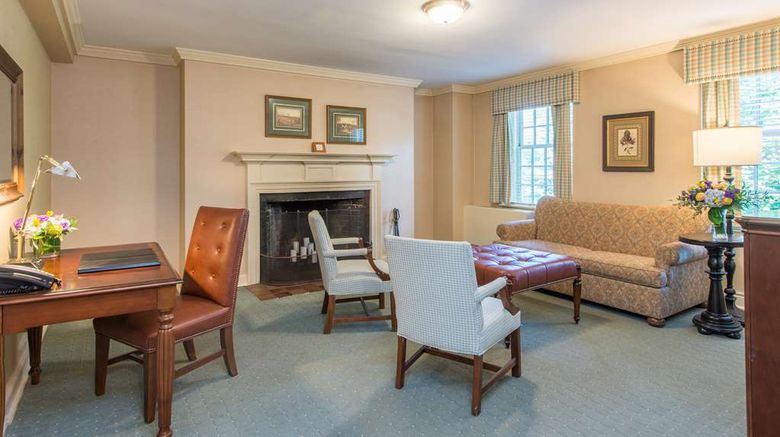 <b>Exeter Inn Suite</b>. Images powered by <a href="https://iceportal.shijigroup.com/" title="IcePortal" target="_blank">IcePortal</a>.