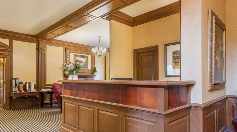 <b>Exeter Inn Lobby</b>. Images powered by <a href="https://iceportal.shijigroup.com/" title="IcePortal" target="_blank">IcePortal</a>.
