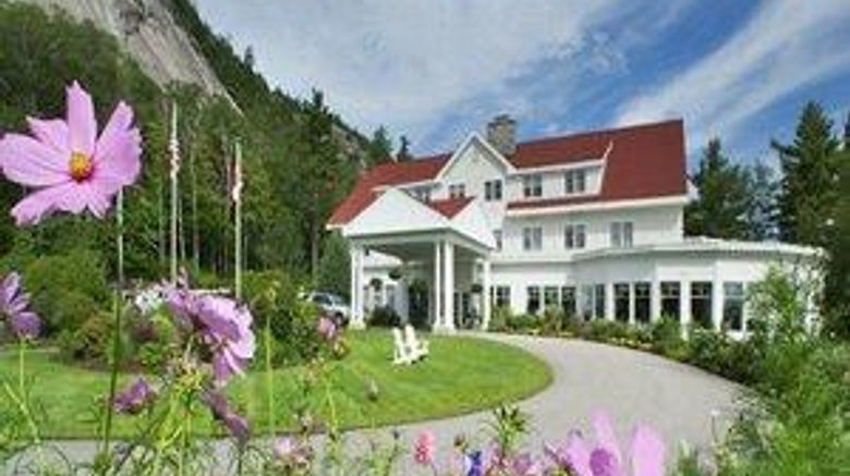<b>White Mountain Hotel and Resort Exterior</b>. Images powered by <a href="https://iceportal.shijigroup.com/" title="IcePortal" target="_blank">IcePortal</a>.