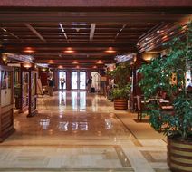 Hotel Plaza San Francisco Lobby