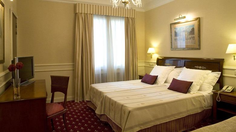 <b>Hotel Emperador Room</b>. Images powered by <a href="https://iceportal.shijigroup.com/" title="IcePortal" target="_blank">IcePortal</a>.
