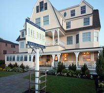 Tides Beach Club Exterior