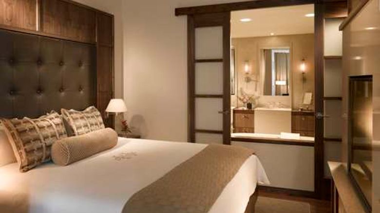<b>Portland Harbor Hotel Suite</b>. Images powered by <a href="https://iceportal.shijigroup.com/" title="IcePortal" target="_blank">IcePortal</a>.
