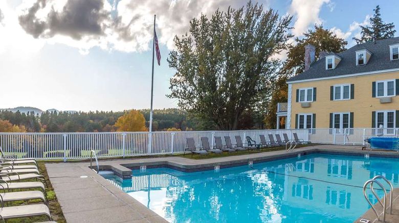 <b>The Bethel Resort & Suites Pool</b>. Images powered by <a href="https://iceportal.shijigroup.com/" title="IcePortal" target="_blank">IcePortal</a>.
