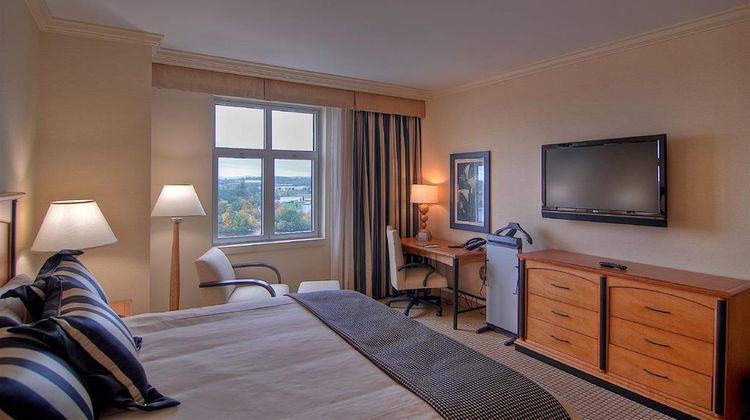 Hollywood Casino Hotel & Raceway Room