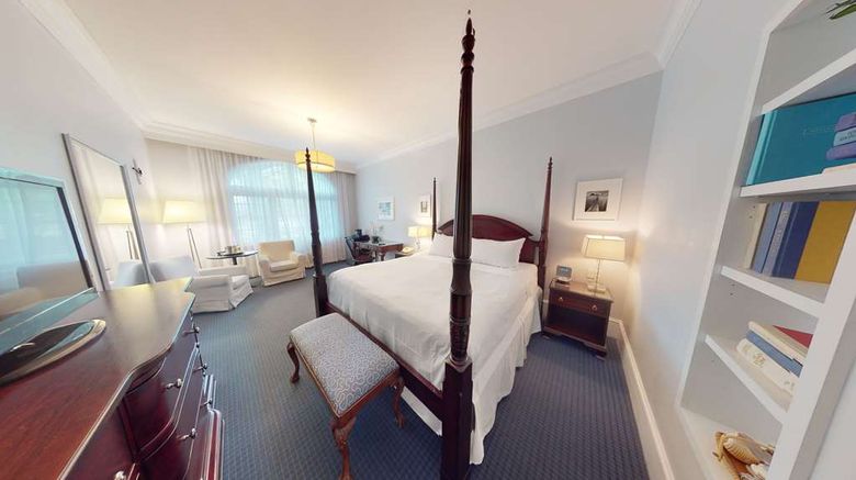 <b>Avon Old Farms Hotel Room</b>. Images powered by <a href="https://iceportal.shijigroup.com/" title="IcePortal" target="_blank">IcePortal</a>.