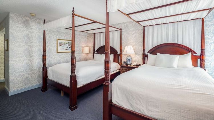 Farmington Inn Room