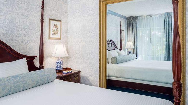 <b>Farmington Inn Room</b>. Images powered by <a href="https://iceportal.shijigroup.com/" title="IcePortal" target="_blank">IcePortal</a>.